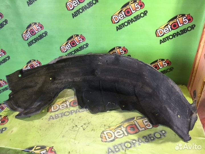 Подкрылок задний правый Toyota Corolla (E150) X