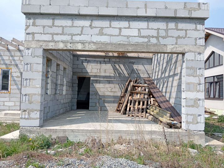 Дом 240 м² на участке 9 сот.