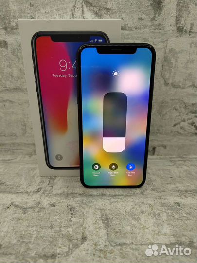 iPhone X, 64 ГБ