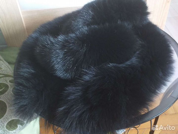 Воротник и манжеты