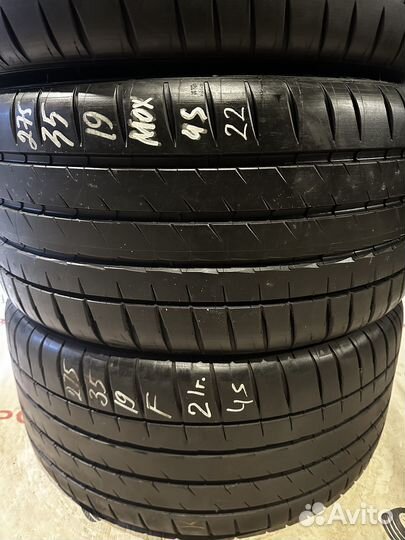 Michelin Pilot Sport 4 S 255/35 R19 и 275/35 R19 92Y