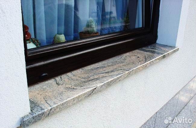 Подоконник из камня