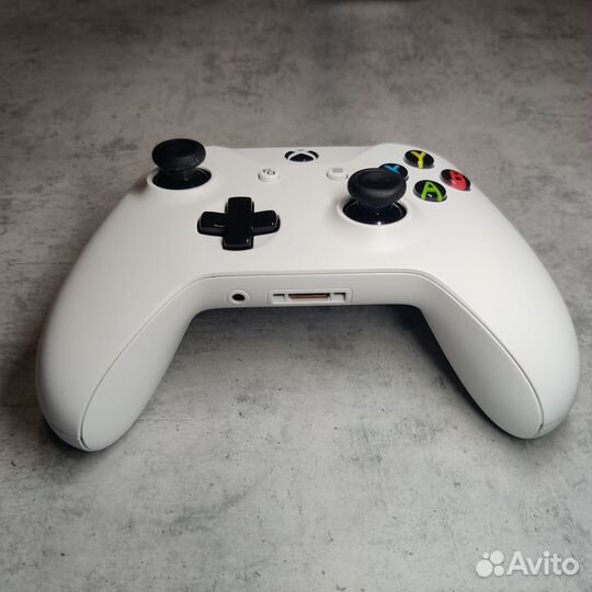 Геймпад Xbox One 1708