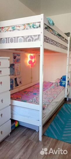 Двухъярусная кровать