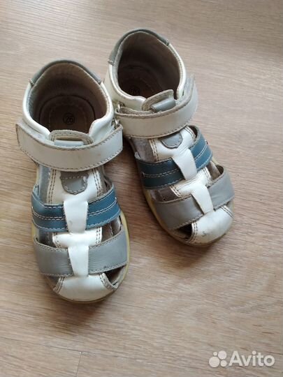 Сандали размер 25,5