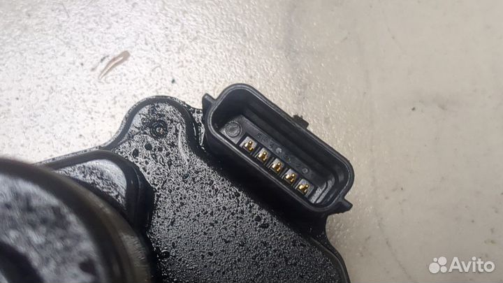 Заслонка дроссельная Opel Vivaro, 2016