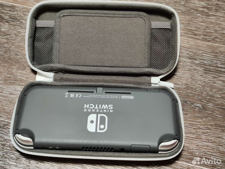 Чехол Nintendo Switch Lite оригинал