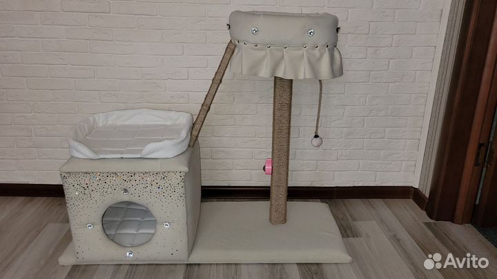 Когтеточка с домиком