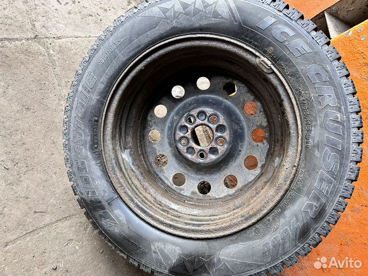 Bridgestone Ice Cruiser 7000 195/65 R15