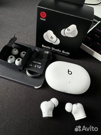 TWS Beats Studio Buds