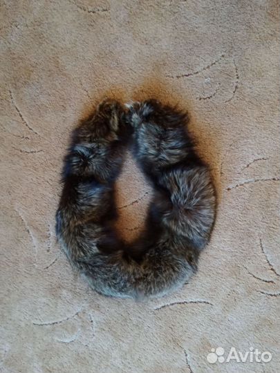Продаю воротник чернобурой лисы
