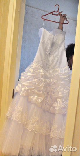 Платье свадебное
