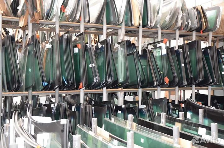 Стекло для camc 3252 опускное зел. правое (721Х569) KMK glass camc3252RH