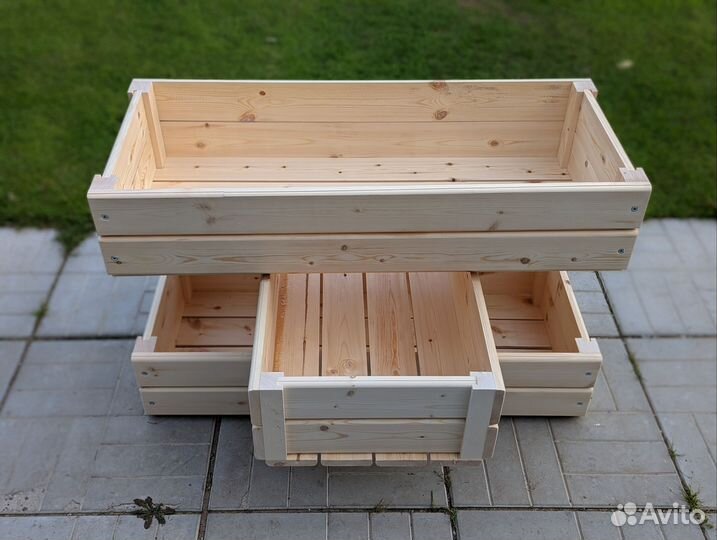 Деревянные кашпо для цветов