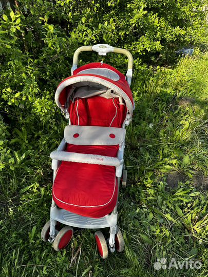 Прогулочная коляска