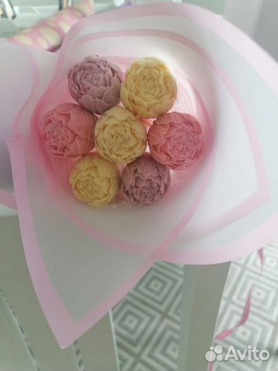 Букет из шоколадных цветов