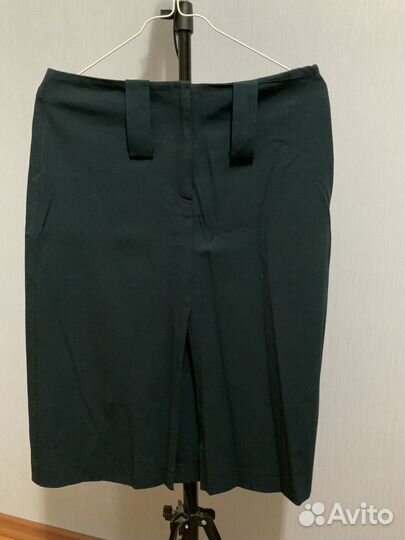 Женский костюм dkny 42 российского размера