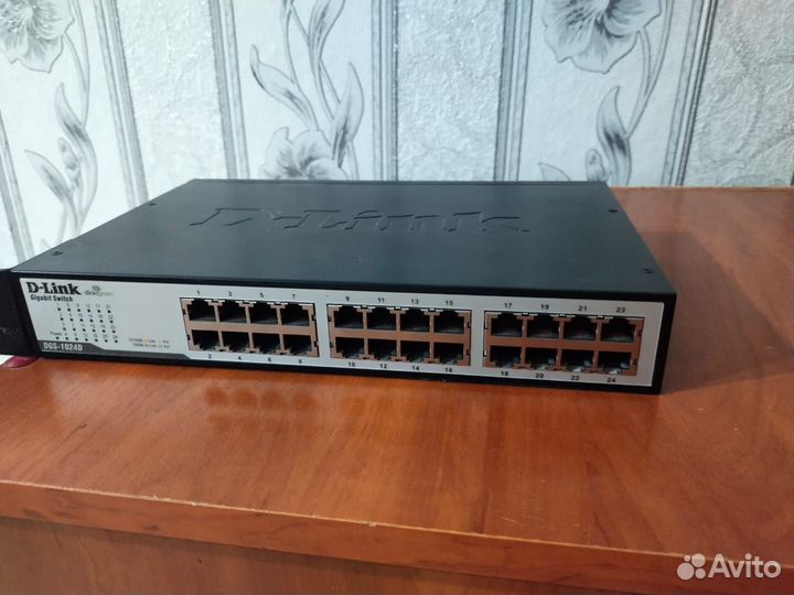 Комутатор D-link DGS-1024D