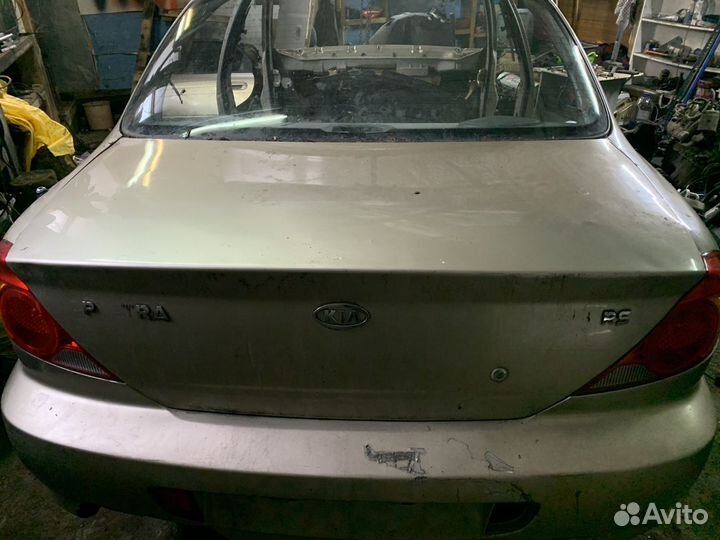 Крышка багажника Kia Spectra