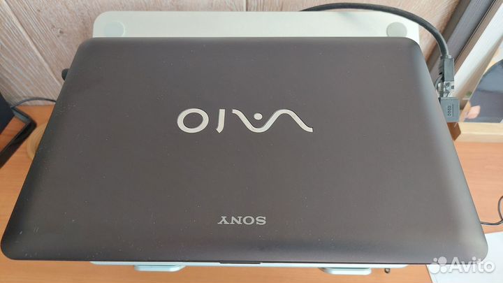Нетбук Sony Vaio PCG-4V1V