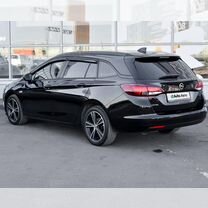 Opel Astra 1.6 MT, 2018, 191 391 км, с пробегом, цена 1 398 000 руб.