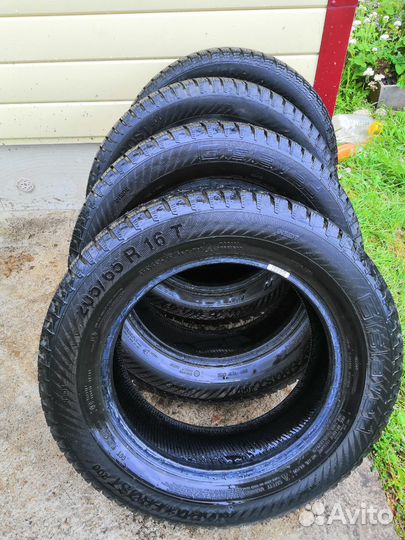 Gislaved Nord Frost 200 205/65 R16