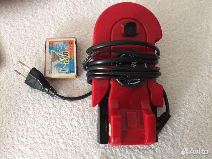 Утюг дорожный