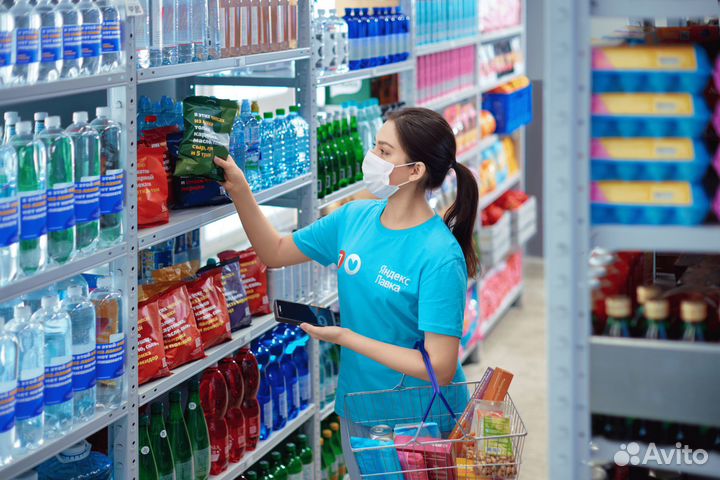 Заведующий магазина доставки продуктов