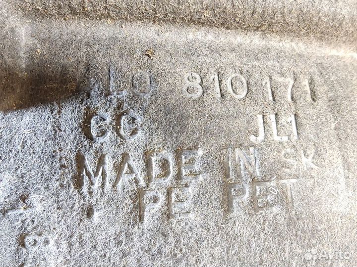 Локер задний левый Audi Q7 2005 2015