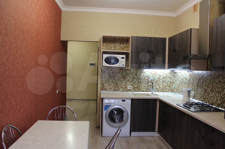 1-к. квартира, 48 м², 1/3 эт.