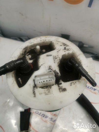 Топливный насос Volvo V60 2.0 дизель D5204T 2014