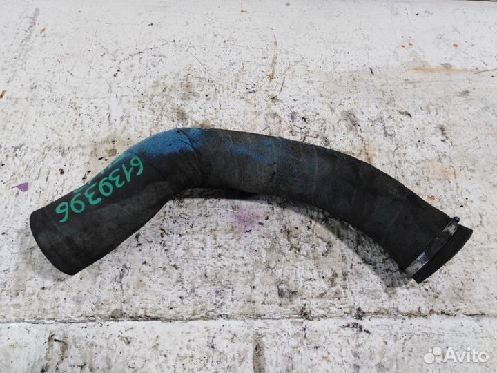 Патрубок системы охлаждения