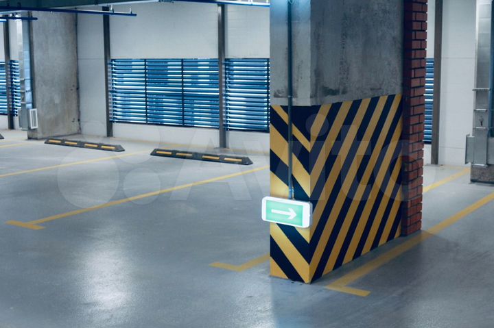 Машиноместо, 14 м²