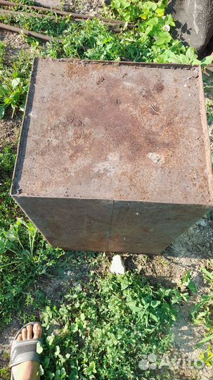 Сейф металлический бу