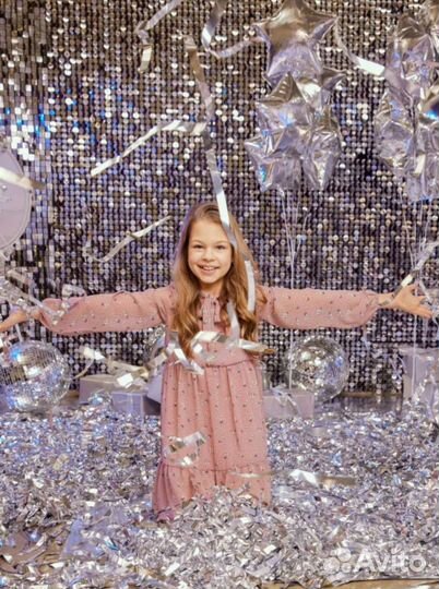 Серебряное шоу бумажное шоу