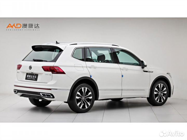 Volkswagen Tiguan L 2.0 AMT, 2021, 68 000 км