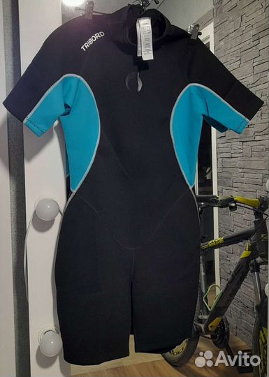 Гидрокостюм новый