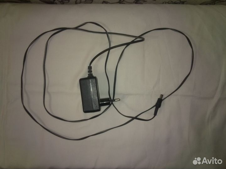 Синтезатор Yamaha PSR-R200 + подставка