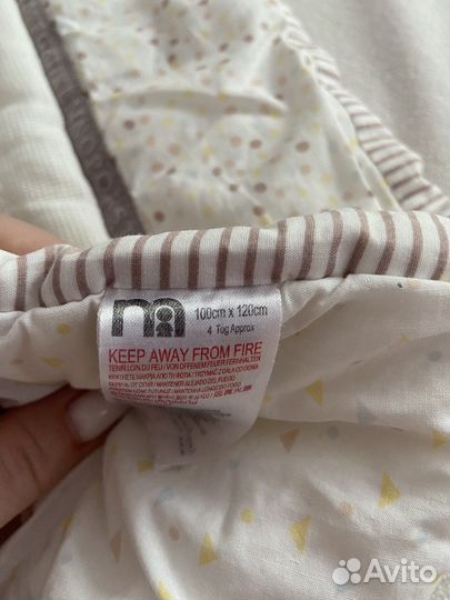 Бортики и одеяла в кроватку mothercare