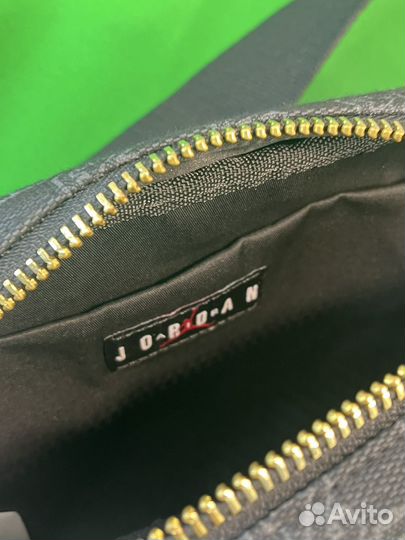 Сумка Jordan через плечо