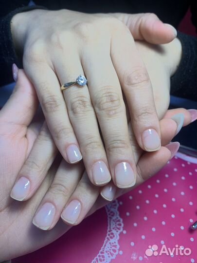 Модель на маникюр/педикюр с покрытием