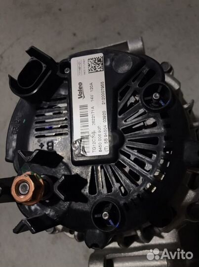 Генератор 120 А Веста новая