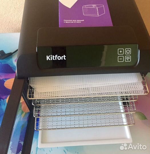 Сушилка для овощей и фруктов Kitfort KT-1904