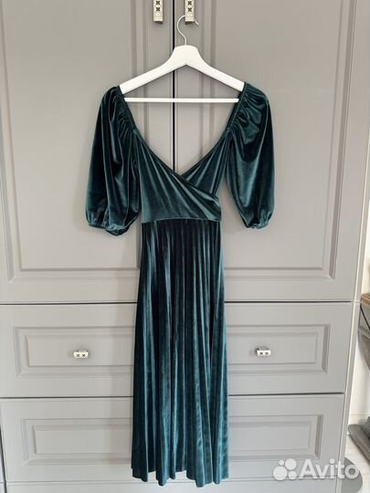Платье вечернее бархатное ASOS новое