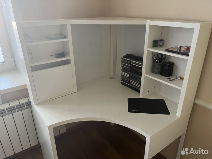 Компьютерный стол IKEA