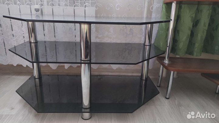 Подставка под телевизор. Журнальный столик. Тумба