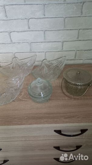 Хрустальные вазы конфетницы