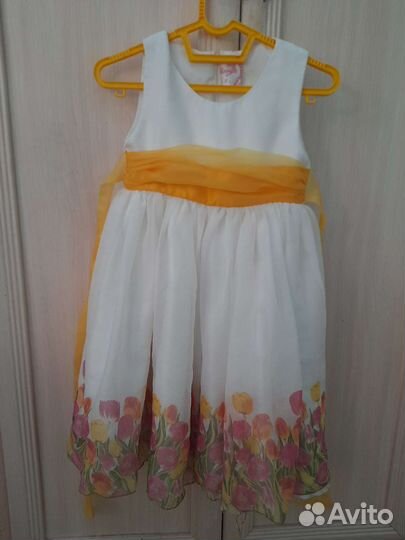 Нарядные платья для девочки 110-116