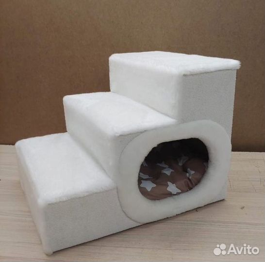Домик с когтеточкой