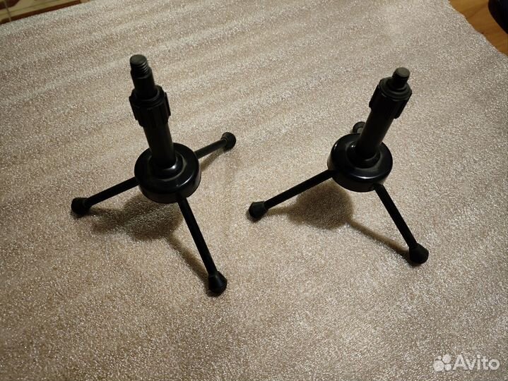 Микрофонная стойка настольная Soundking DD037B